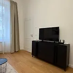 Apartment Moderni Korunni Prestige Blizko Centra Prague