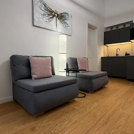 アパート Moderni Apartman Korunni Prestige Praha プラハ